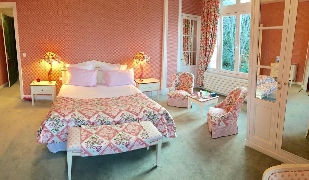 Manoir De Benerville Bed and Breakfast Deauville Exteriör bild