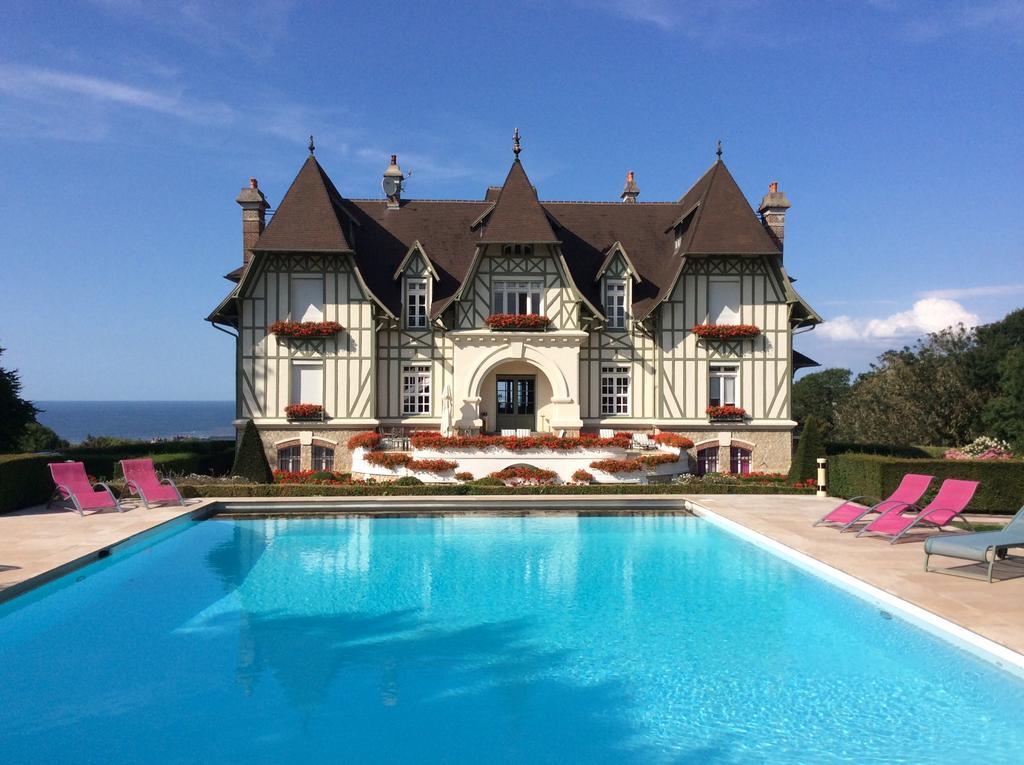 Manoir De Benerville Bed and Breakfast Deauville Exteriör bild
