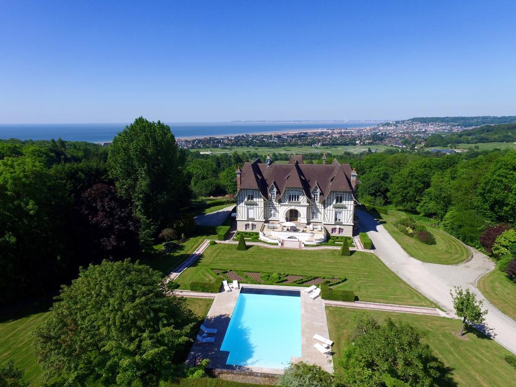 Manoir De Benerville Bed and Breakfast Deauville Exteriör bild