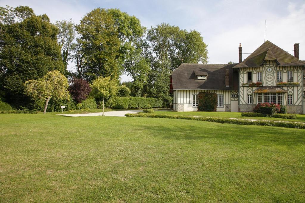 Manoir De Benerville Bed and Breakfast Deauville Exteriör bild